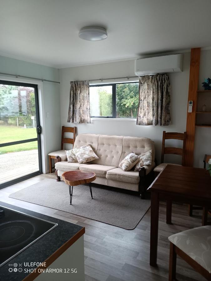 Flying Plate Saloon Apartment Waimate Exterior photo